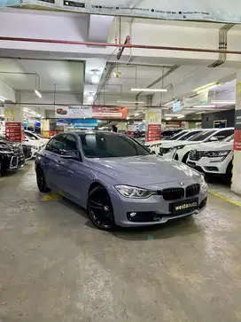 ODO 55rb BMW 328i Sport F30 2015 Antik Like New