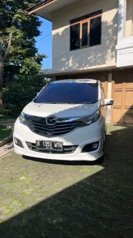Mazda Biante skyactive 2015