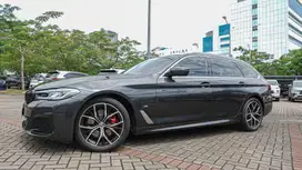 BMW 530i touring m sport 2022 Bensin