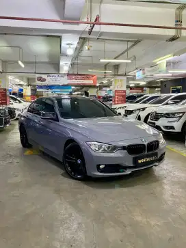 (ODO 55rb) BMW 328i Sport F30 2015 Antik 2016 Like New