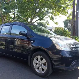Nissan Grand livina 2010 Bensin