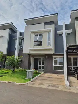 Dijual rumah rapih siap huni di rossini gading serpong