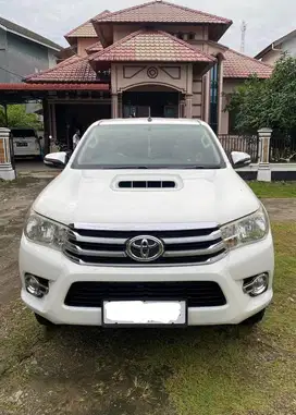 Toyota Hilux Double Cabin Tipe G VNTurbo Manual 4x4 Solar