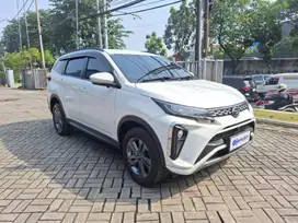 Low KM Daihatsu Terios 1.5 R Custom Bensin-AT 2023 PZP