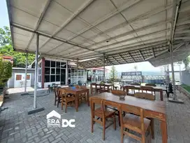 Cafe Resto Aktif Parkiran Luas Ada View Gunung Untung Suropati