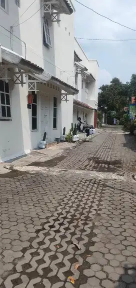 Rumah induk dan kost 29 kamar dekat Malioboro, stasiun & kraton Jogja