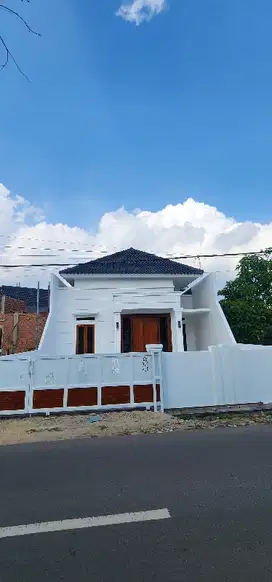 DI JUAL HUNIAN MEWAH ELEGANT MINIMALIS DI PUSAT KOTA