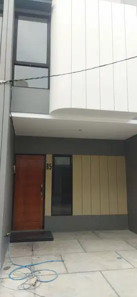 Rumah baru dekat ke margonda dan jakarta di klapa dua cimanggis depok