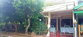 Jual rumah sangat strategis di Taman Yasmin sektor 3.