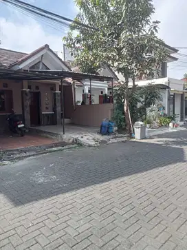Rumah siap huni di Cluster Pinus Regency Soekarno Hatta