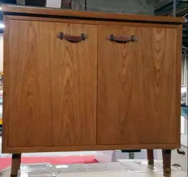 DIJUAL 5 pcs KABINET KAYU 2 PINTU - Finishing Plitur Kayu