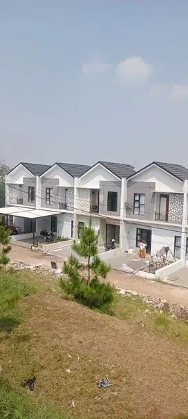 Jual rumah cantik 2lt  inside pool dekat stasiun woosh Padalarang