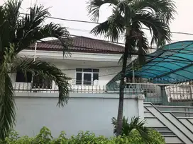 DIJUAL RUMAH GREEN GARDEN SUDAH RENOVASI TIDAK BANJIR NEGO SAMPAI DEA
