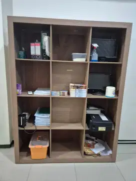 Perabotan kantor bekas (kosongan)
