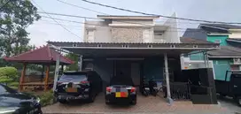 Rumah Hook 2 Lantai  Seruni Hill, Ujung Aspal Pondok Gede