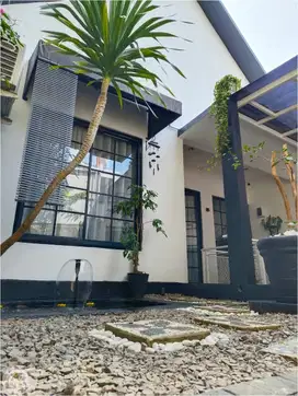 Rumah Minimalis Industrial Full Furnished di Dago Giri Bandung