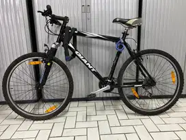 Sepeda MTB Giant Holland ex Diplomat Belanda