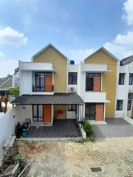 SUPER MURAH ! Rumah 2 lantai lokasi strategis 3 menit tol jatiasih