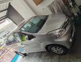 Jual mobil kesayangan