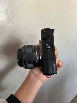 CANON M100 + KIT BLACK