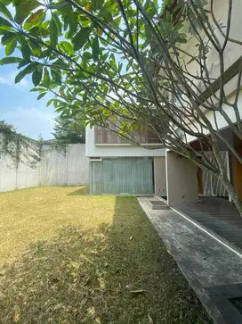 Dijual Rumah Mewah di Kota Baru Parahyangan Karya Arsitek Ternama