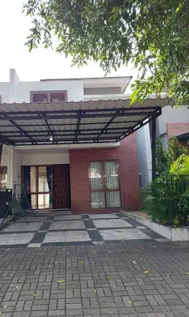 Disewakan rumah semi furnish cluster belle fluer citra raya
