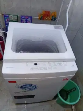 MESIN CUCI 1 TABUNG MERK TOSHIBA AW-M901BN