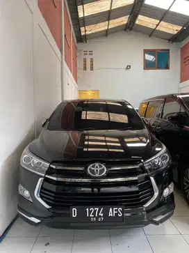 Innova venturer matic  2017 Diesel