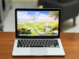 Macbook pro 2015 13inch i5 8/500