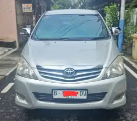 Kijang INOVA Diesel type V matic 2009