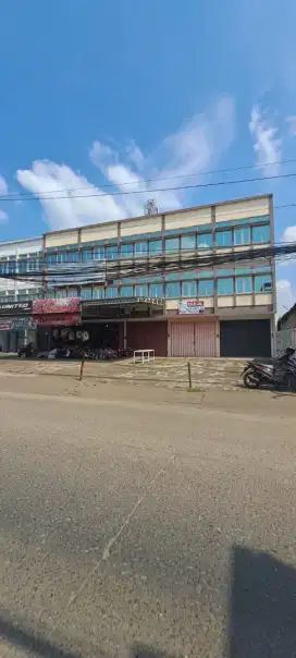 Ruko Strategis 2 Lantai Siap Huni dan Usaha