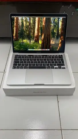 MACBOOK PRO RETINA M2 2022 16/512 CTO
