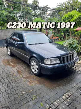 Mercy w202 c230 matic 1997