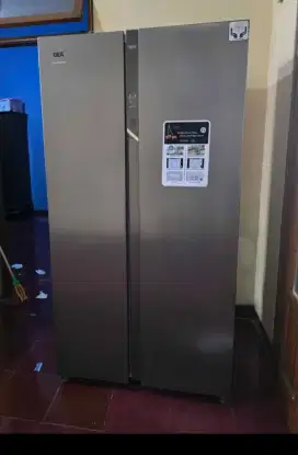 Kulkas side by side GEA like new