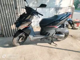 Vario 160 tahun 2022 hitam