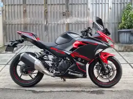 Kawasaki New Ninja 250 SE ABS 2018 km5000 asli 250fi merah hitam