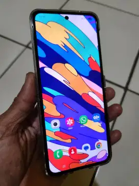 Samsung Z Flip 4 murah aja..