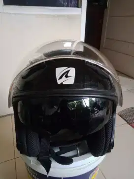 Helm Zeus 611 (m)