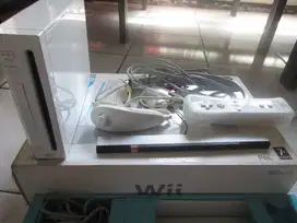 JUAL NINTENDO WII BARU
