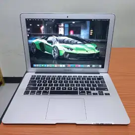 Macbook  Air 2017 Core i5 RAM 8GB SSD 512GB Layar Slim Z-SC
