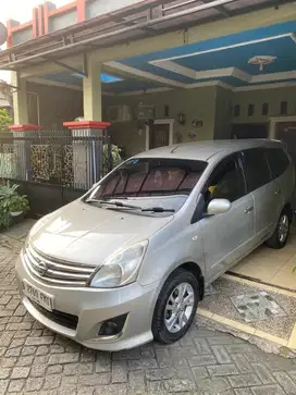 Grand Livina XV matic th 2013