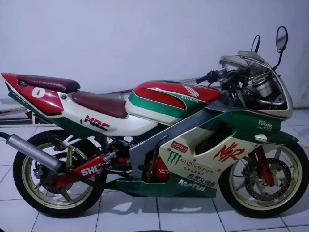 Motor Honda NSR 150 R Astra