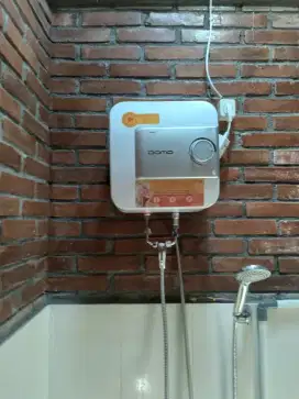 WATER HEATER LISTRIK [[ MANDI AIR HANGATKU