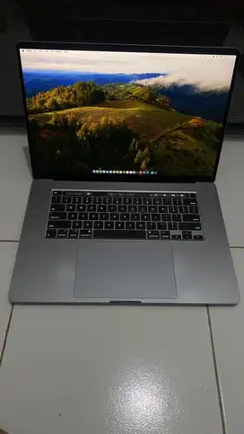 MACBOOK PRO 16 INCH 2019 i7 16/512 DUAL VGA