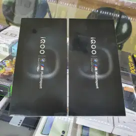 IQOO 13 5G 12/256GB New Garansi Resmi 1 Tahun