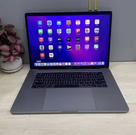 Apple Macbook Pro A1990 Core i7 Ram 16GB 2018 15,4inch N-ETM