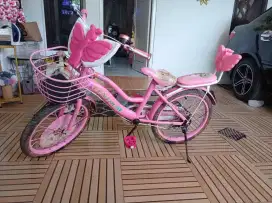 Sepeda Anak Pink Centrum 16 inch Lengkap Keranjang Bell Lampu