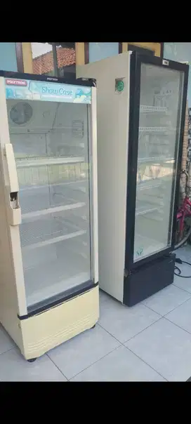 Dijual cepat showcase  Politron dan RSA