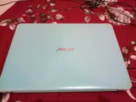 Asus X441U seken