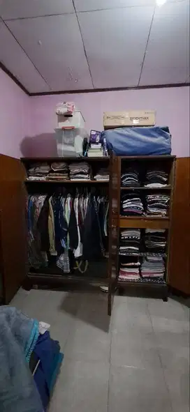 DiJual Cepat Murah Lemari Jati Tempoe Doeloe karena Mau Pindah Rumah,,